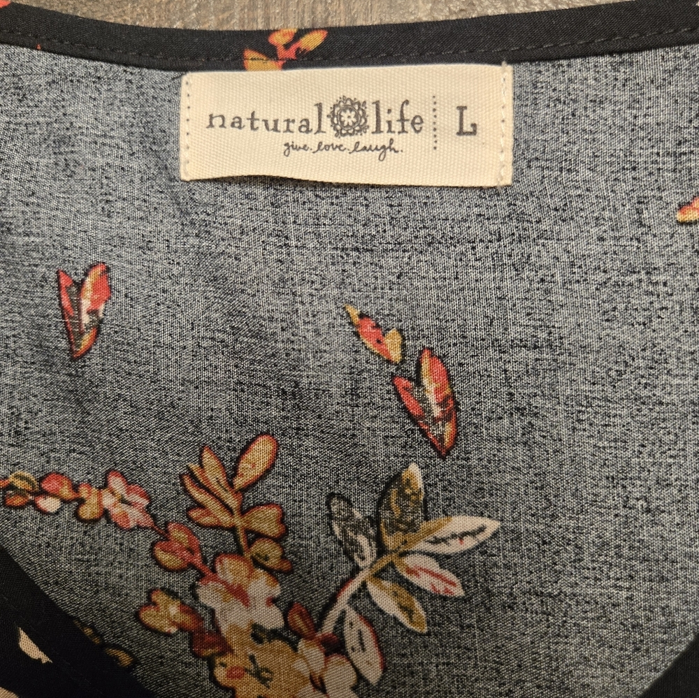 Natural Life Black Floral V-Neck Top - Picture 2 of 3
